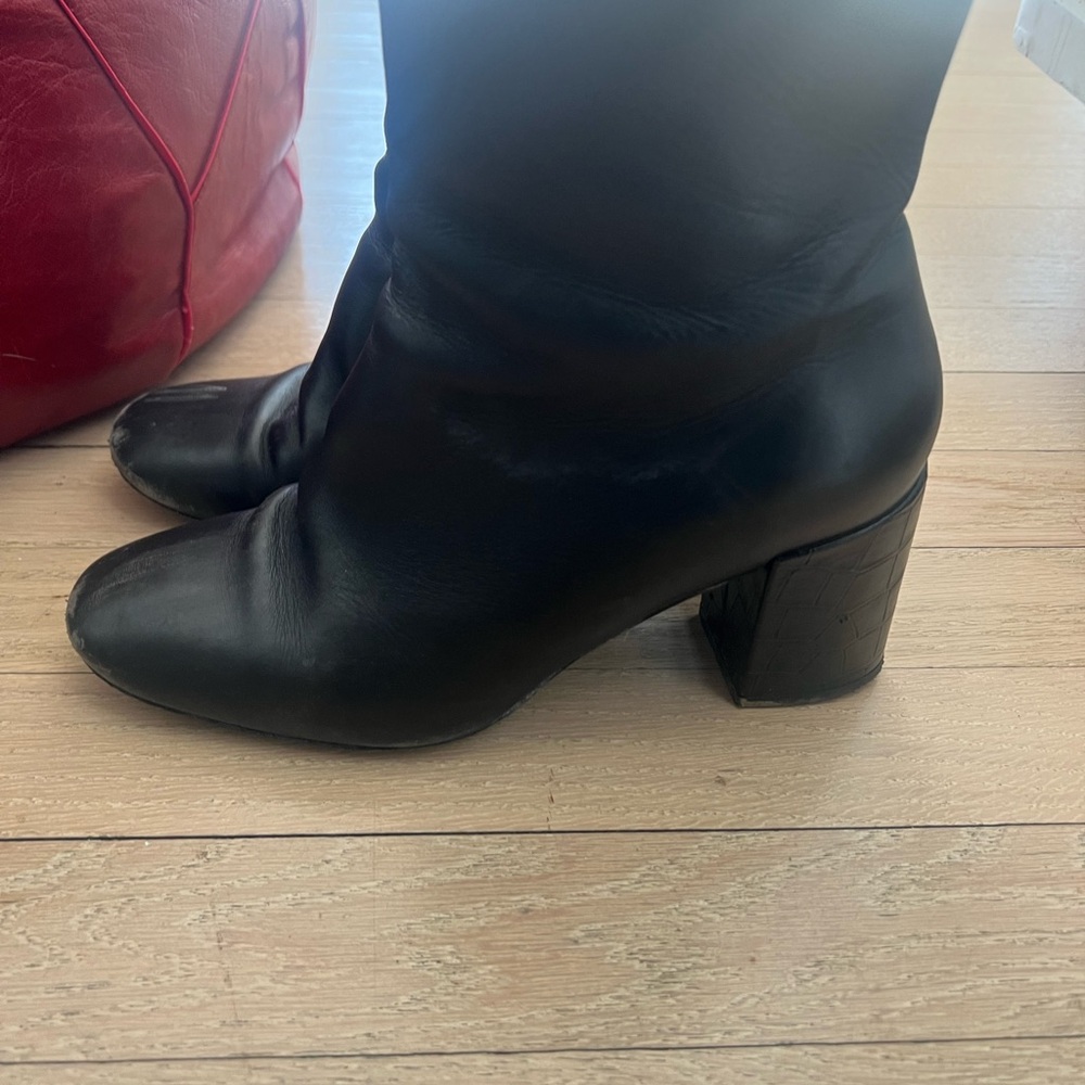 Paul Smith - Chic Black Leather Boots